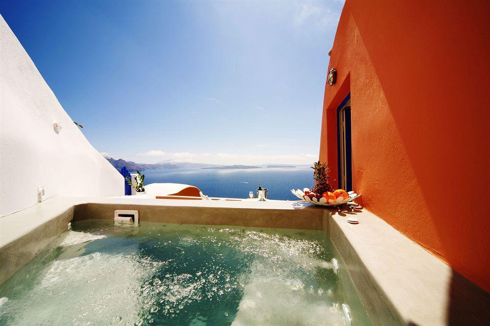 Chroma Suites Oia  Bagian luar foto